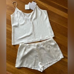 La Perla
2-Piece Silk Camisole & Shorts Pajama Set